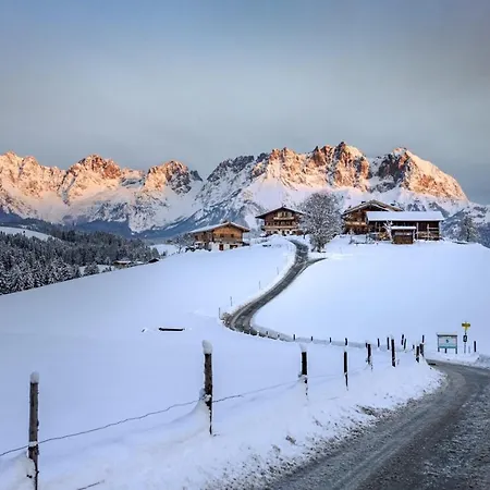 公寓 Yogahof - Boutique Alpine Hideaway 基茨比厄尔