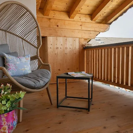 Daire Yogahof - Boutique Alpine Hideaway Kitzbühel