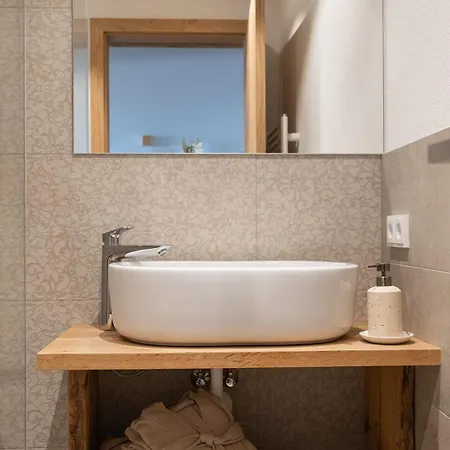 公寓 Yogahof - Boutique Alpine Hideaway *
