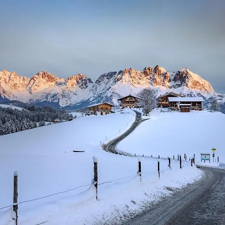 Boutique Hof - Alpine Hideaway