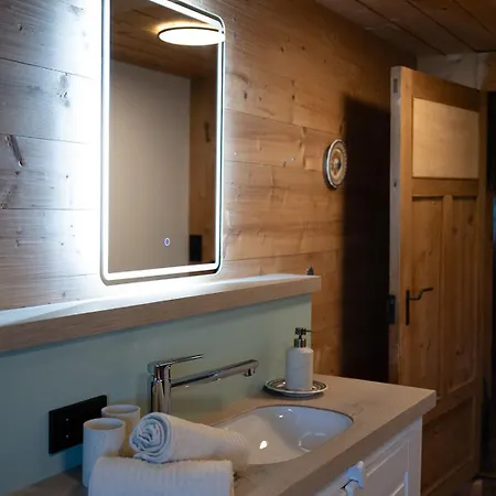 Yogahof - Boutique Alpine Hideaway
