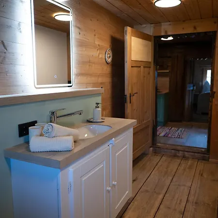 Yogahof - Boutique Alpine Hideaway